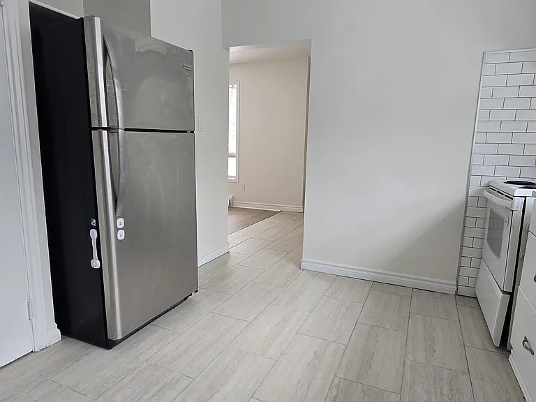 23 Rutherford Dr #B — Photo 6