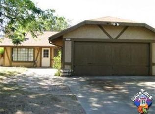 1003 E Newgrove St, Lancaster, CA 93535
