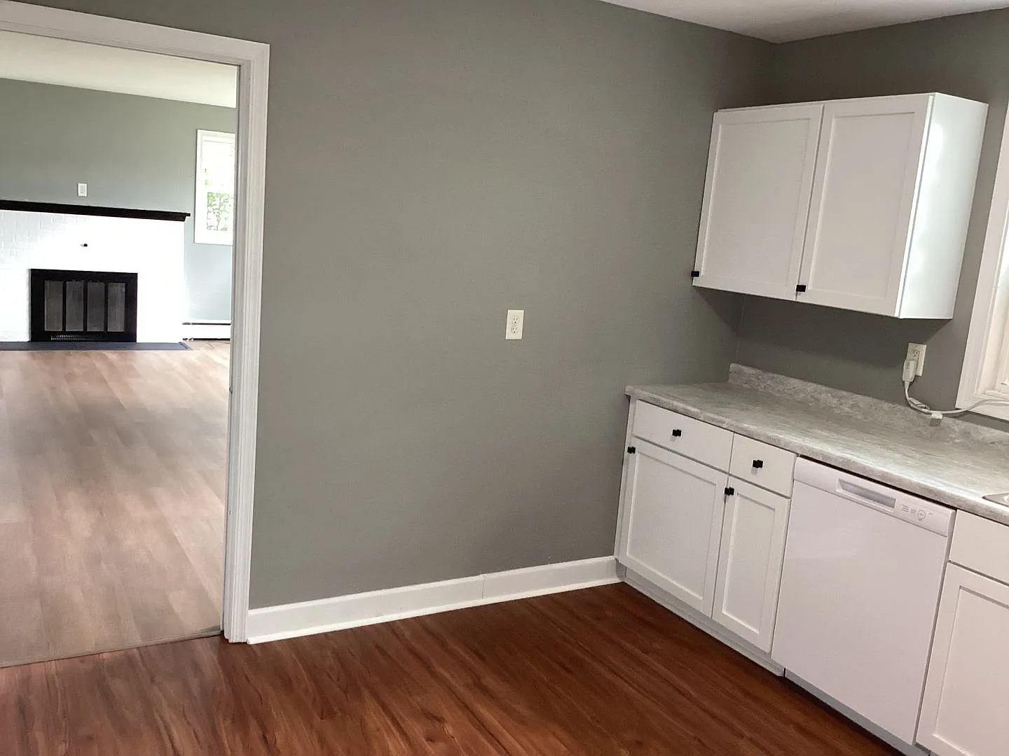 House 320 Landis Ave — Photo 4