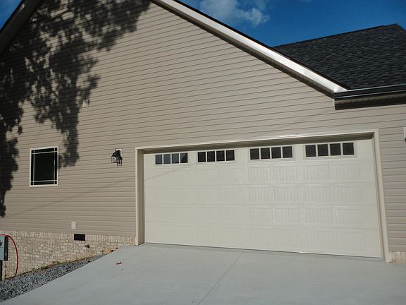 4th image of 6835 Ivanwood Dr #19A