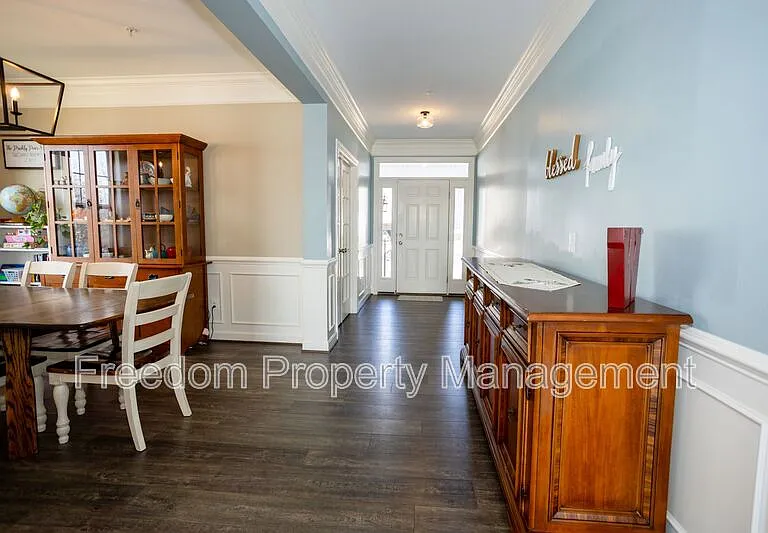 2425 Morgans Point Dr — Photo 8