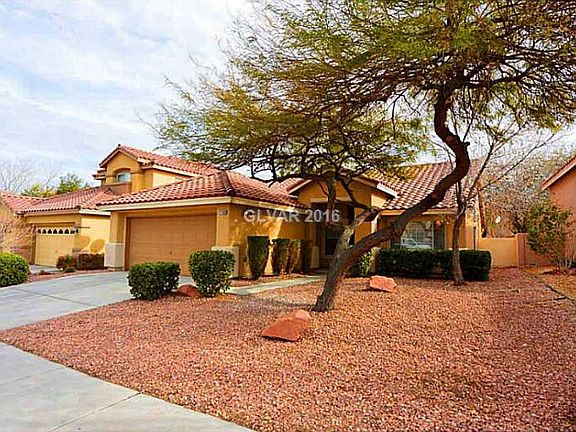 2nd image of 1708 Royal Canyon Dr