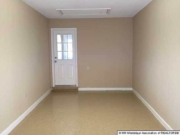4th image of 6695 Pleasant Acres Dr