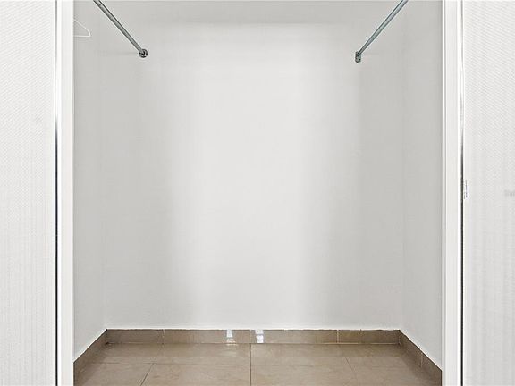 3rd image of 413 Edificio Gaither Plz APT 3A