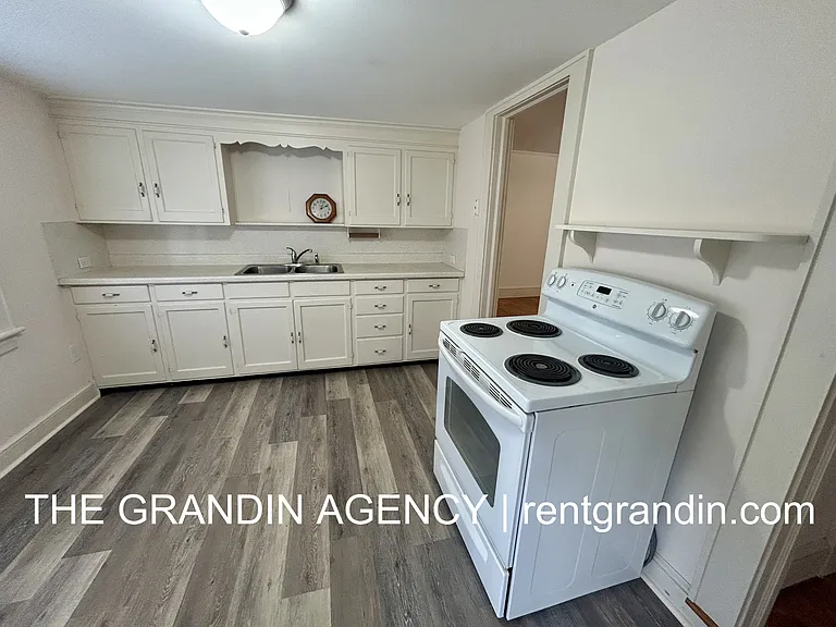 7649 Keaton Dr — Photo 21