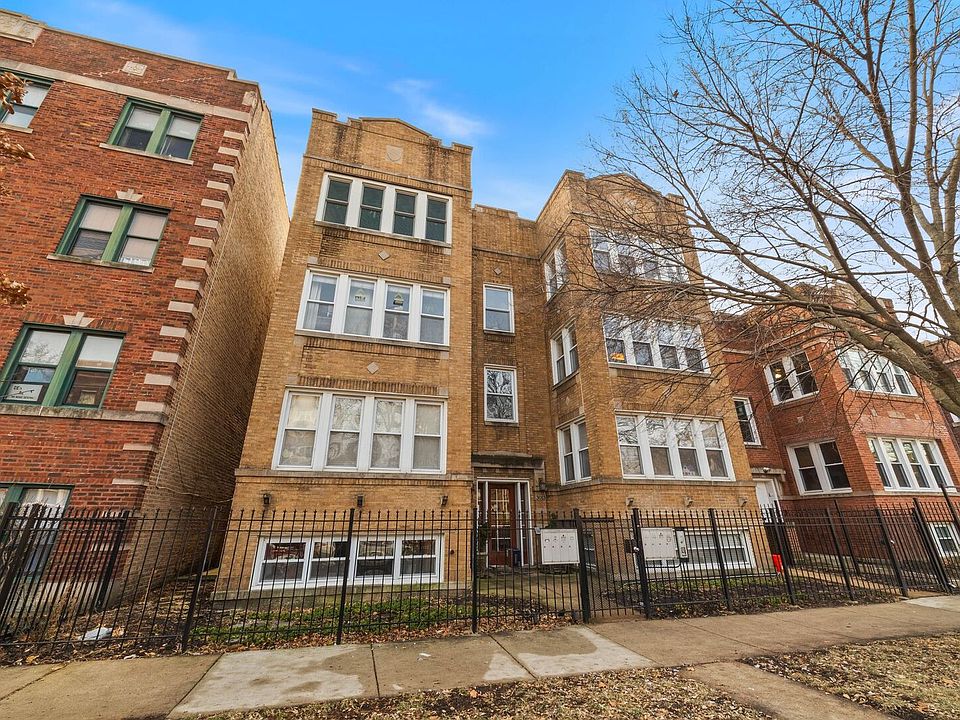 1st image of 3013 W Gunnison St APT 2W