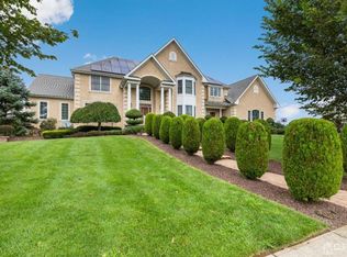 3 Byrne Ct, Monroe Township, NJ 08831