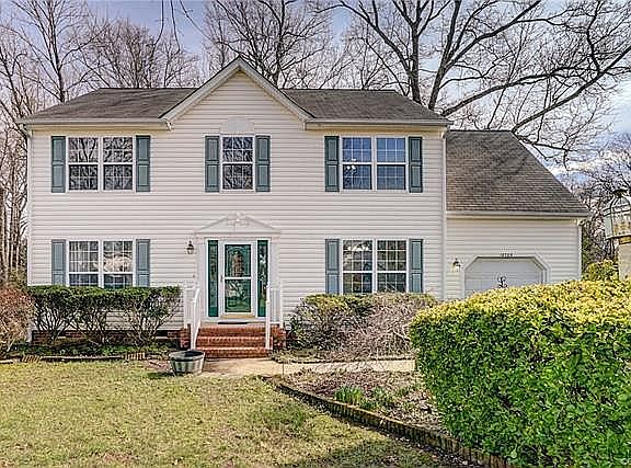 3rd image of 10705 Glen Ct