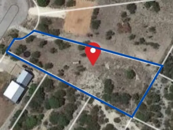 262 Peninsula Dr, Bluff Dale, TX 76433