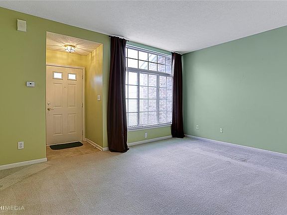 3rd image of 9440-B Enclave Dr #42