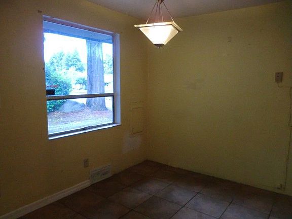 3rd image of 19303 64th Ave W