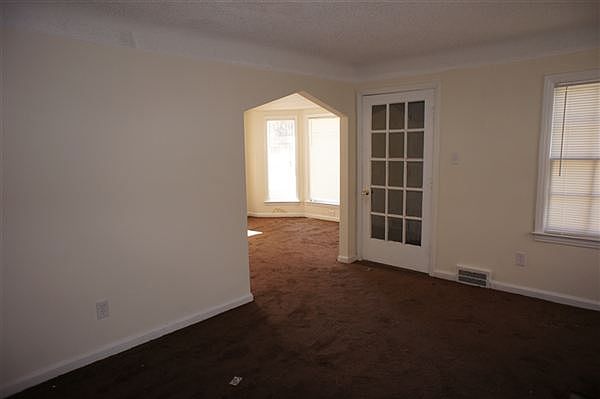19668 Goulburn living area (3)