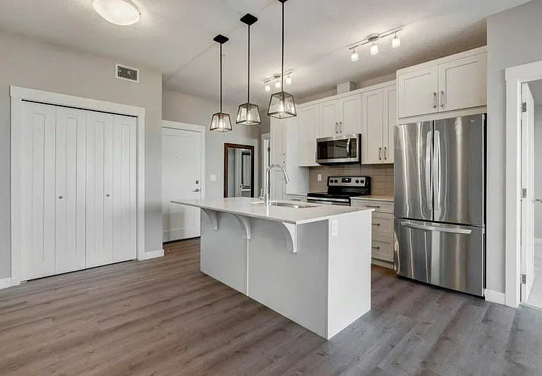10 Walgrove Walk SE #116 — Photo 2