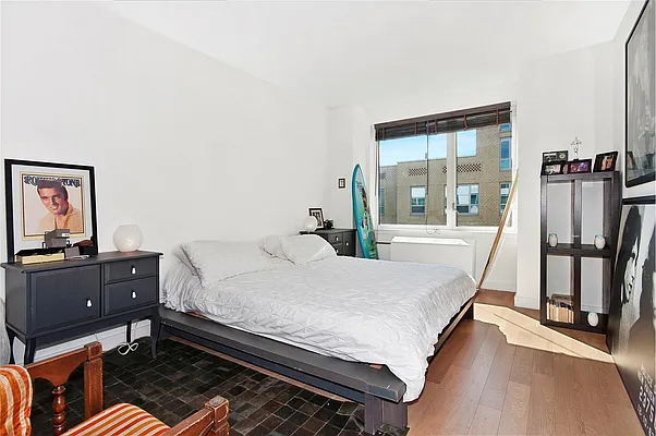 Rented by Douglas Elliman | media 20