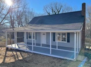 8404 Halifax Ct, Tobaccoville, NC 27050