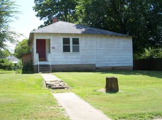 315 W Front St, Cherryvale, KS 67335