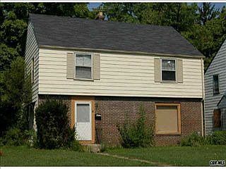2nd image of 71 N Waverly St
