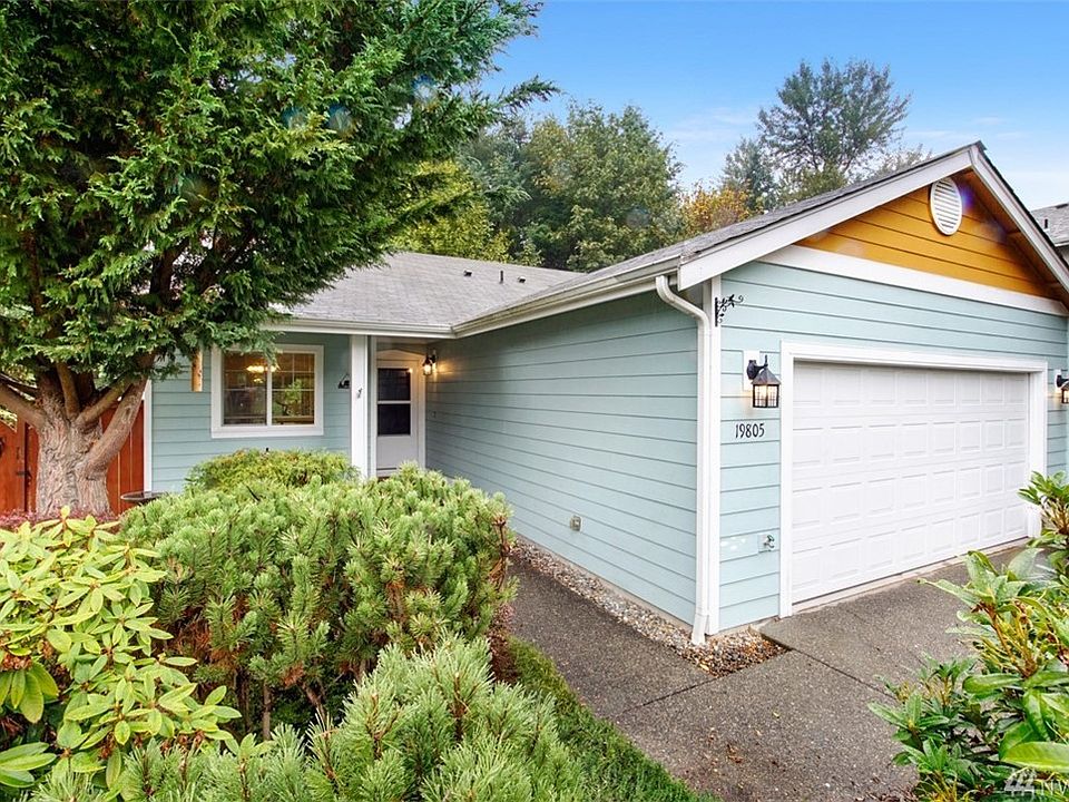 This Home in the Buttes is ready for New Owners!