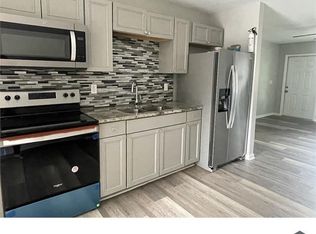 806 12th St E, Bradenton, FL 34208