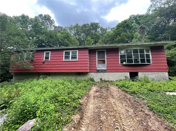 391 Huckleberry Turnpike, Wallkill, NY 12589