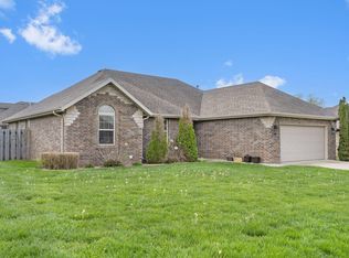 3760 W Cobblefield St, Springfield, MO 65807