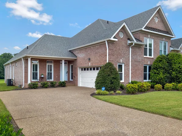 147 Stoners Glen Dr, Hermitage, TN 37076