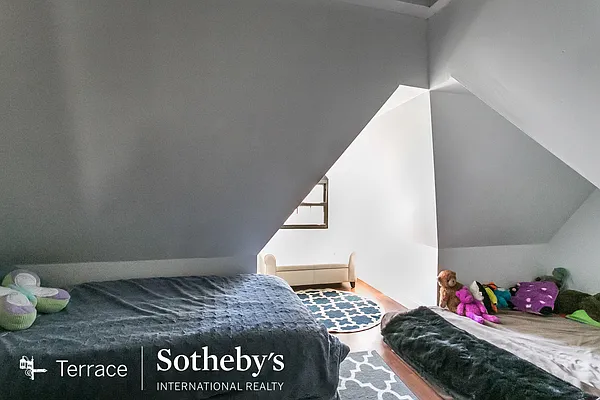 Rented by Terrace Sotheby's International Realty | media 28
