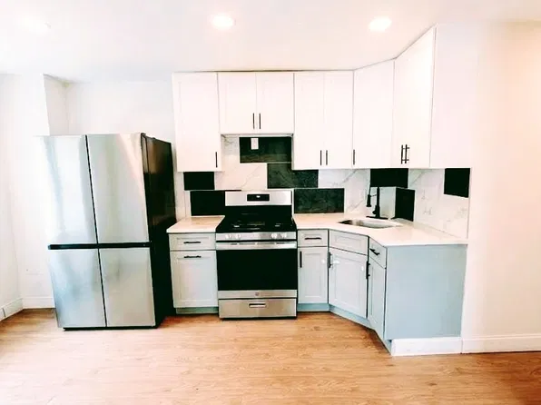 4521 Robinson St Floor 1, Flushing, NY 11355