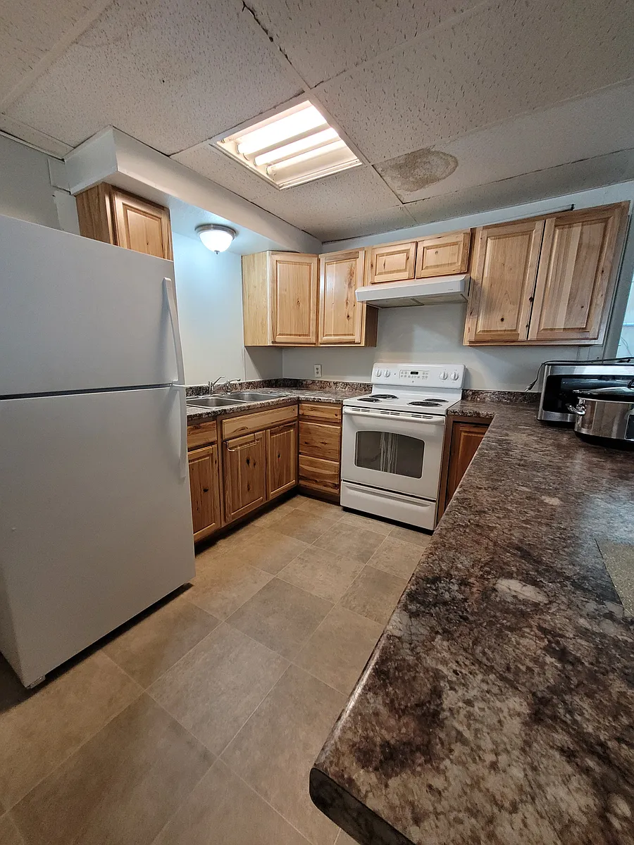 Building Photo - 548 2nd St #1