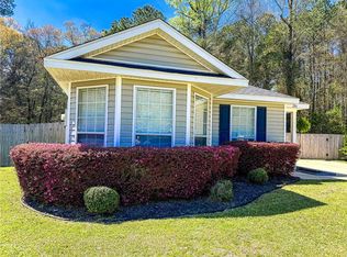 206 Gayle Ln, Satsuma, AL 36572