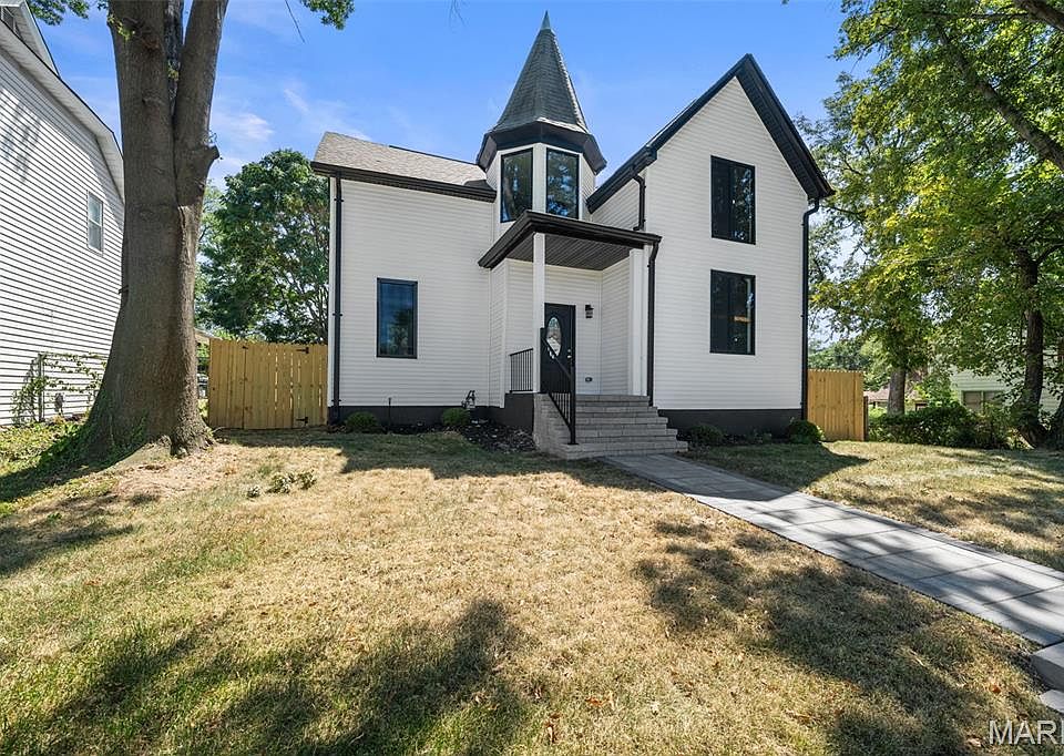 1st image of 6252 Famous Ave