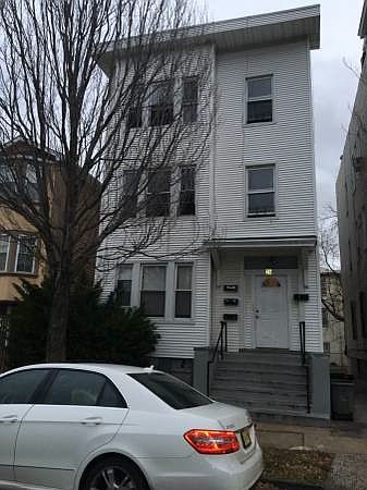 1st image of 26 Clifford St