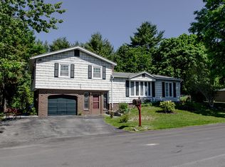 6 Robert Ave, Lewiston, ME 04240