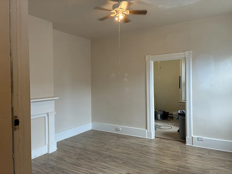 2714 Jefferson Ave — Photo 2