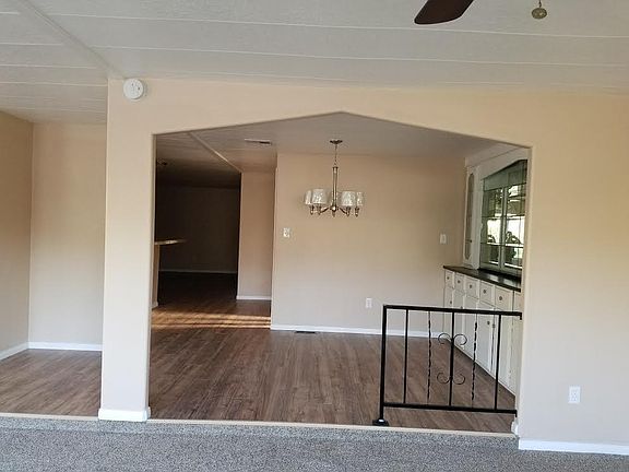 5th image of 2692 E Highland Ave #133