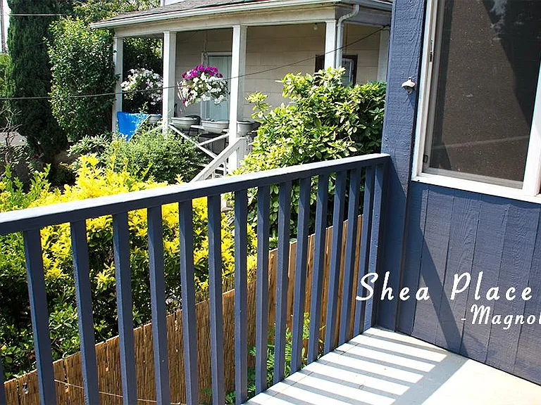 2863 Thorndyke Ave W #202 — Photo 7