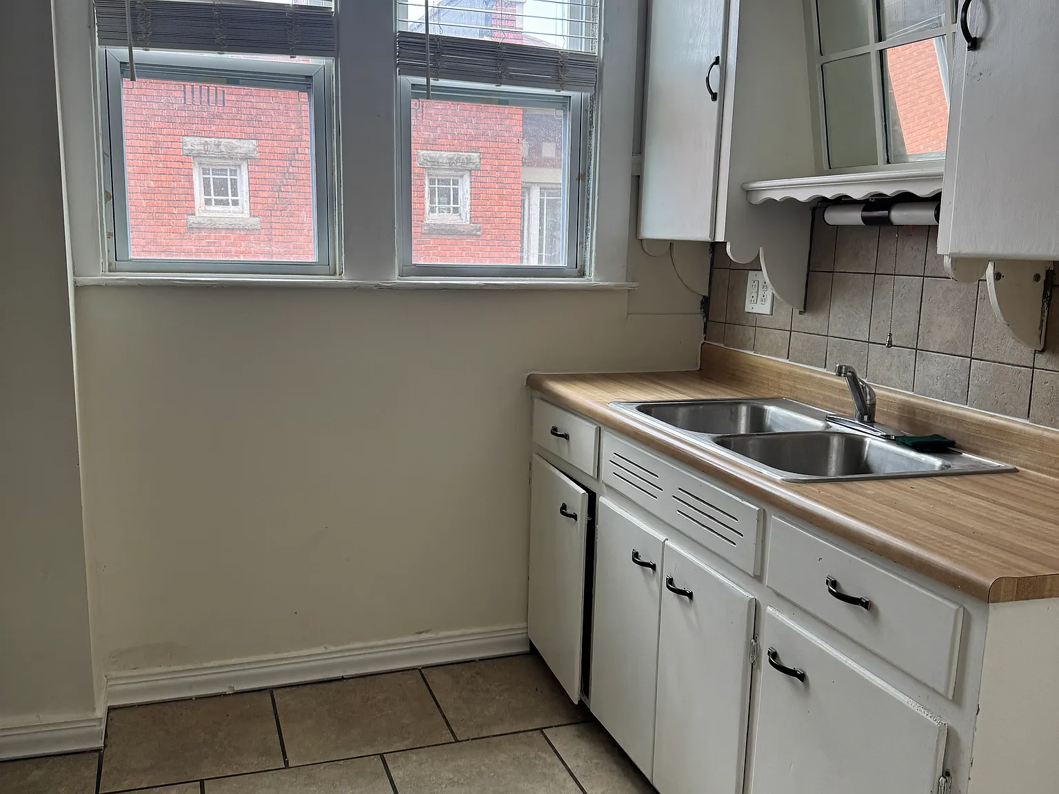 1 bed, 1000 sqft, $950 — Photo 3