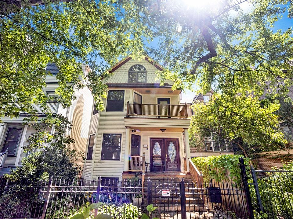 2nd image of 2741 N Greenview Ave