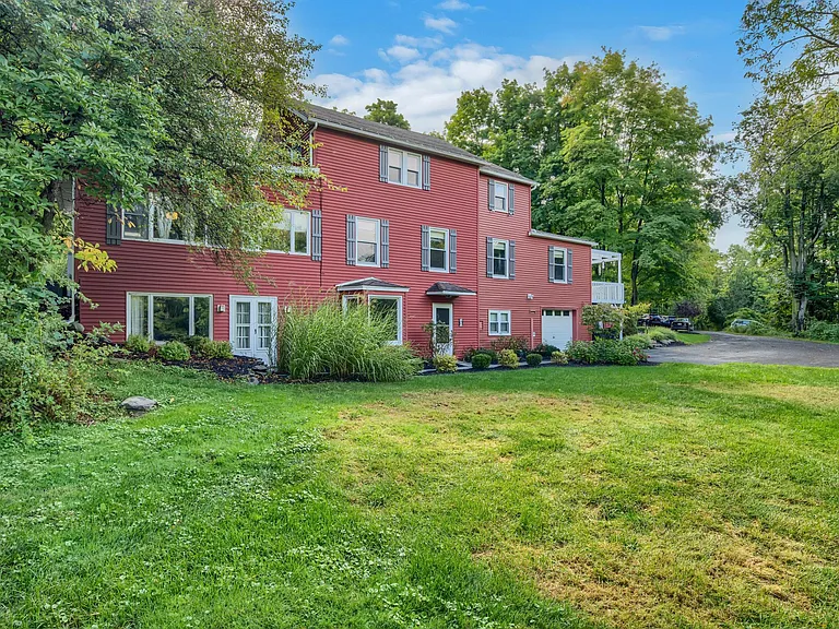 14 Turkey Hill Rd — Photo 41