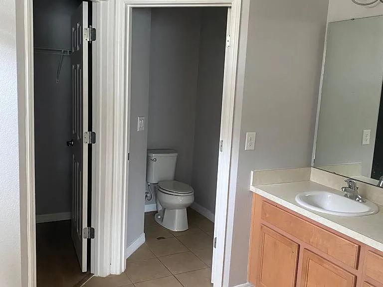 3008 Madelia Ln — Photo 6