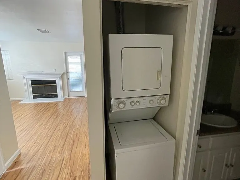 2915 N Texas St #101 — Photo 10