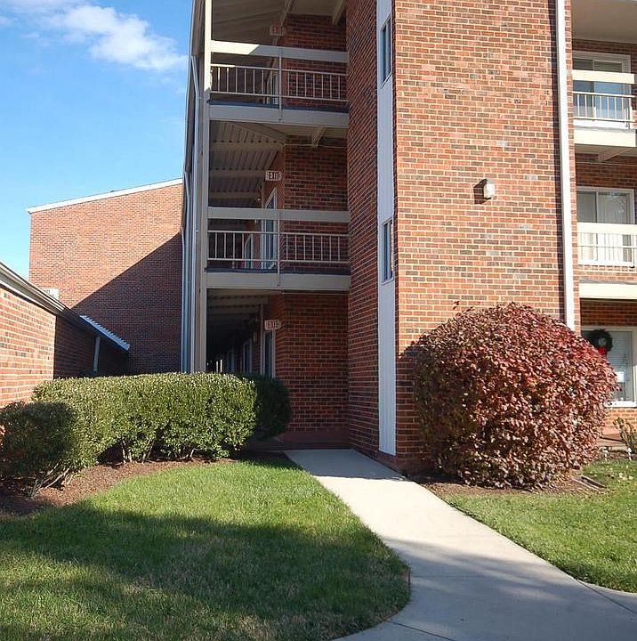 1st image of 15111 Glade Dr #12-1F
