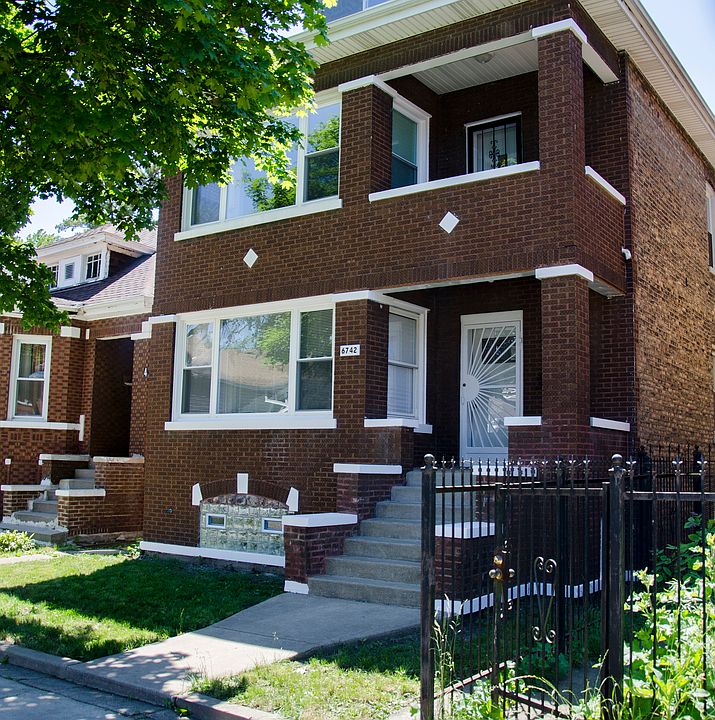 1st image of 6742 S Artesian Ave