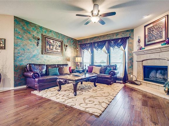 5th image of 3500 Hornbeam St