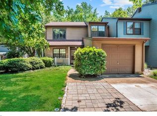 5 Crestwick Ct, Medford, NJ 08055