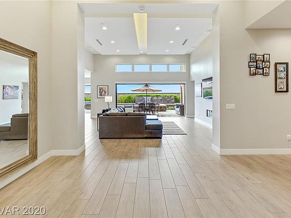 4th image of 2220 Summit Mesa Ln