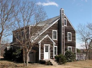 52 Vineyard Meadow Fms Rd, West Tisbury, MA 02575