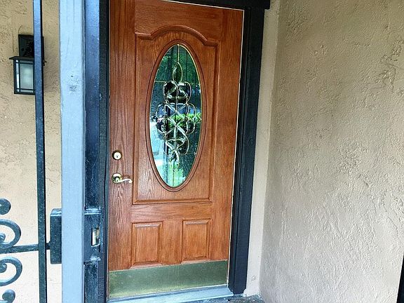 2nd image of 6681 Bubbling Brook Dr