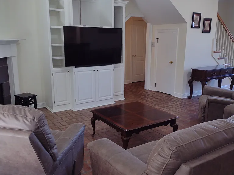 Living Room 7