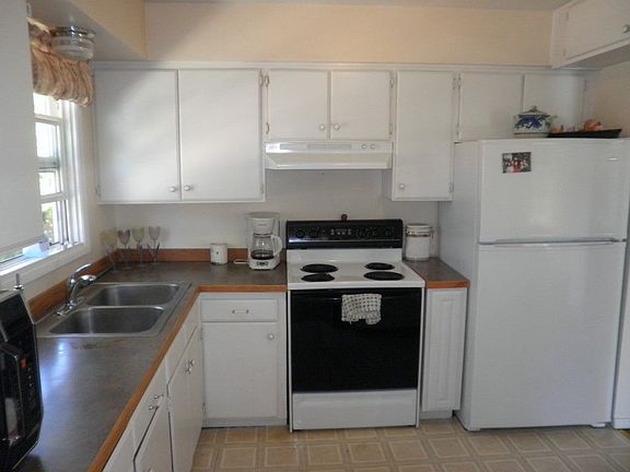 3rd image of 1820 S 246th Pl